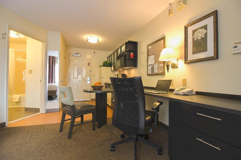 Sonesta Simply Suites St Louis Earth City Esterno foto