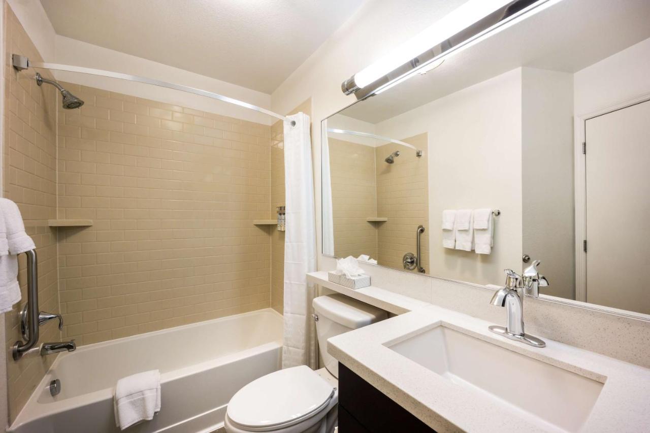 Sonesta Simply Suites St Louis Earth City Esterno foto