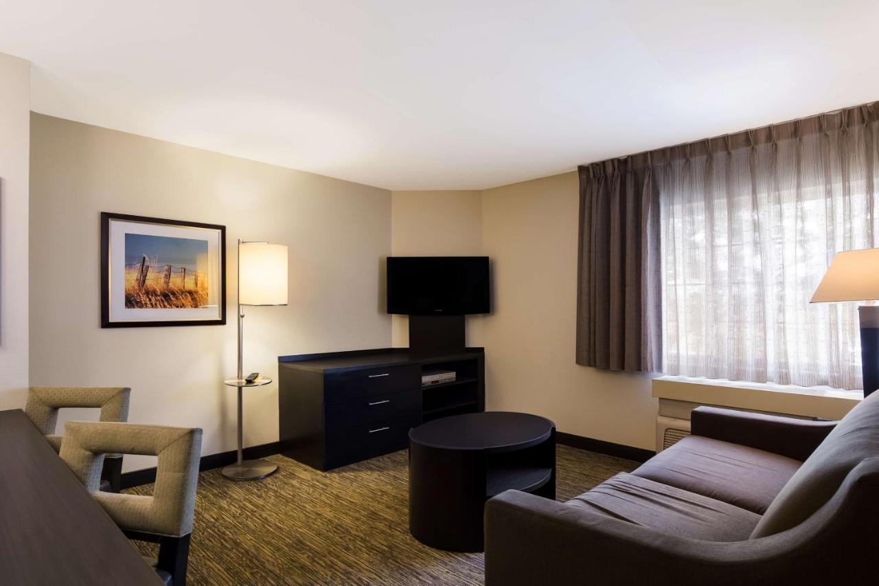 Sonesta Simply Suites St Louis Earth City Esterno foto
