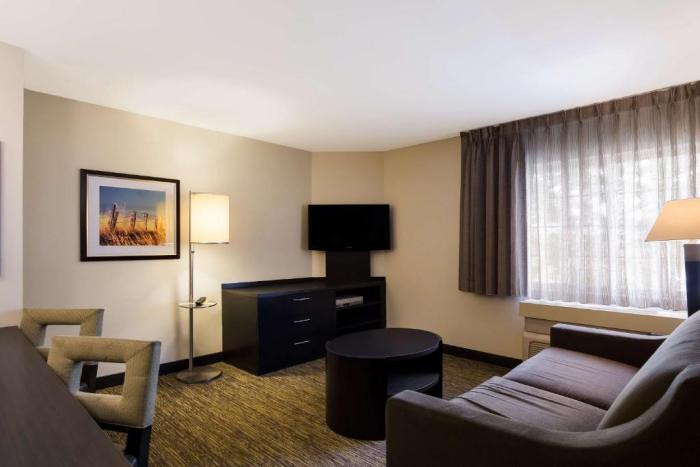 Sonesta Simply Suites St Louis Earth City Camera foto