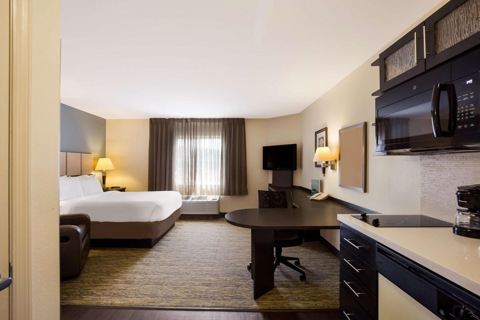 Sonesta Simply Suites St Louis Earth City Esterno foto